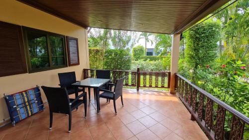 Kram Villa | Seabreeze Residence 145: Family-Friendly Stay with Pool