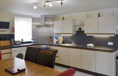 Buckie Cottage | Family-Friendly 3 Bedroom Retreat in Portknockie