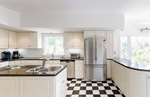 Seabrook Island House | Exclusive Stays at 3736 Seabrook Island Road with Pool