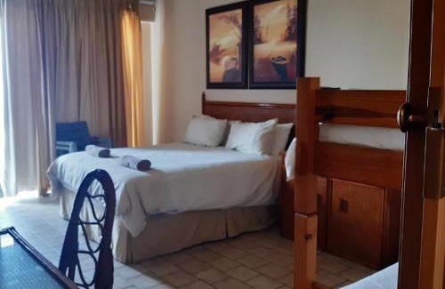 Margate Beach Apartment | Seabrook Holiday Apartments: Oceanfront Escape for Families