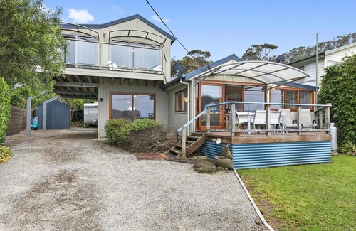 Separation Creek House | Seaclusion: Pet-Friendly Retreat with Beach Access & Pool