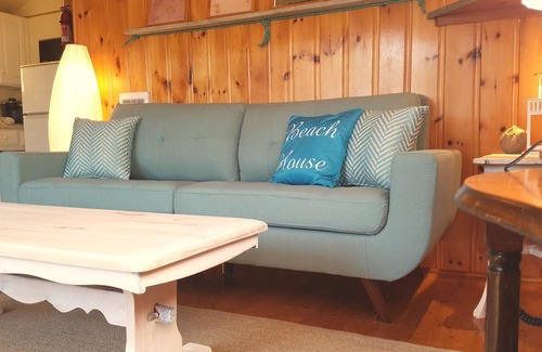 Stanhope House | Romantic Island Getaway Cottage by Stanhope Beach Inn
