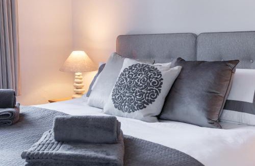Langton Matravers House | Seacombe: Pet-Friendly Retreat with 9/10 Guest Rating