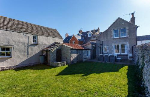 Langton Matravers House | Seacombe: Pet-Friendly Retreat with 9/10 Guest Rating