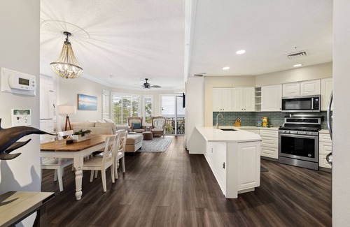 North Forest Beach Condo | Oceanview Bliss at SeaCrest – Pool & Spa Near Coligny