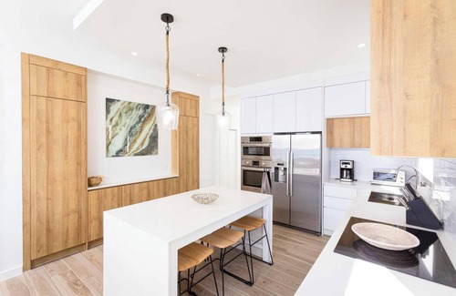 Northwest Point Condo | SeaDreams #1: Newly Built Oceanfront Condos w/Rooftop Lounge + Pool & Heated Spa