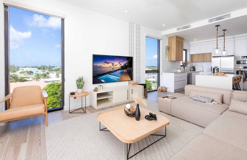 Northwest Point Condo | Relaxing Oceanfront Condos with Jacuzzi & Rooftop Lounge