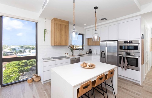 Northwest Point Condo | Relaxing Oceanfront Condos with Jacuzzi & Rooftop Lounge