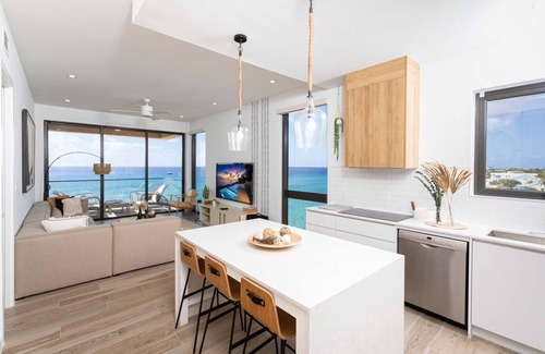 Northwest Point Condo | Seadreams Boutique Oceanfront Condos