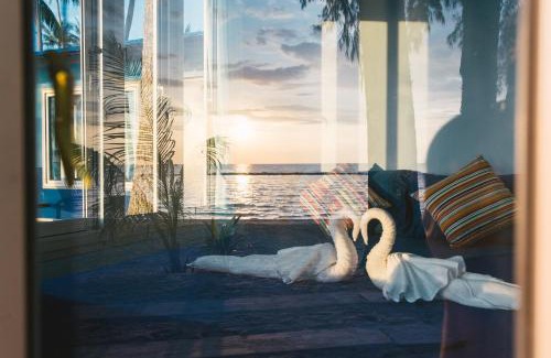 Ko Kood Resort | Seafar Resort: Oceanfront Escape with Private Beach & Pool