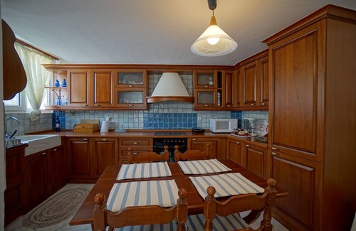 Galaxidi House | Seafarer's Suite - Fully Equipped House in Galaxidi, Phocis, Greece