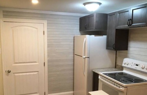 Seafoam Apartment | Seafoam Shore furnished basement apartment