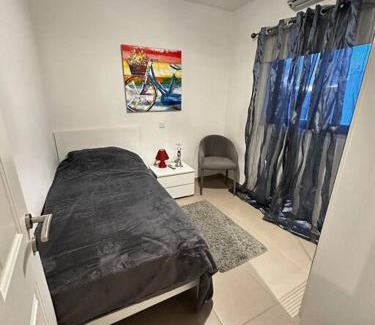 Birzebbuga Apartment | Cozy Seafront 3 Bedroom Apartment in Birzebbugia