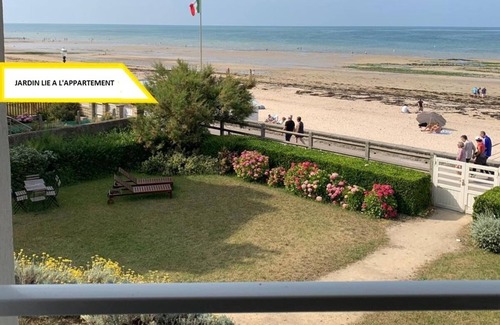 Saint-Regnobert-de-la-Cote-de-Nacre Apartment | Seafront Duplex with Private Park & Ocean View Pool