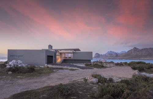 Pringle Bay House | Seafront Escape with Breathtaking Ocean Views in Cape Town