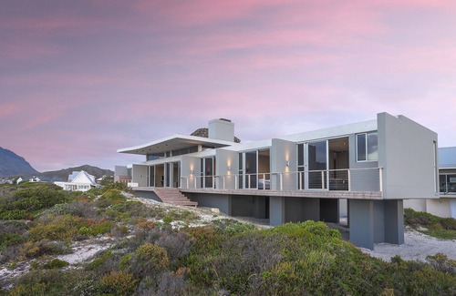 Pringle Bay House | Seafront Escape with Breathtaking Ocean Views in Cape Town