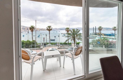 Bugibba Apartment | Oceanfront Apartment with Spectacular Ratings and Views