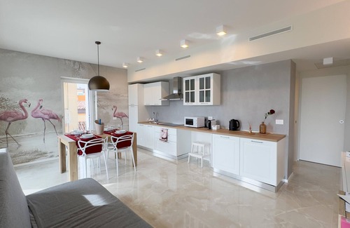 Chioggia Apartment | Seafront Modern Farmont Flamingo Suite with Breakfast & More