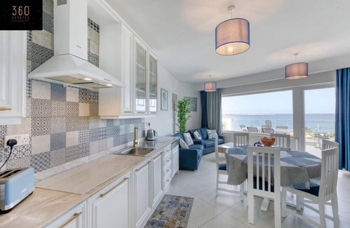 St. Paul's Bay House | Beachfront Retreat with Scenic Views and Family Amenities