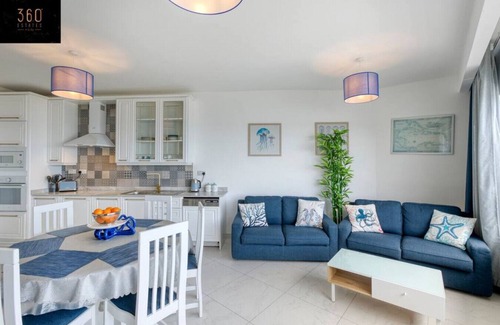 St. Paul's Bay House | Beachfront Retreat with Scenic Views and Family Amenities