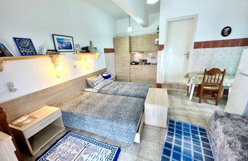 Kampos Marathokampou Apartment | Seafront Stories of Samos