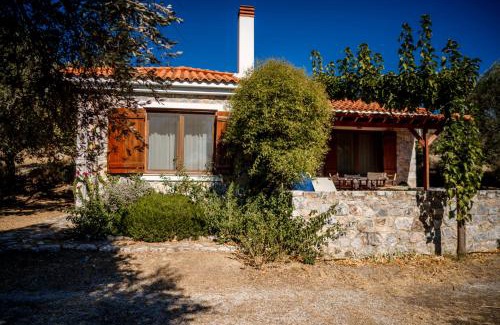 Mytilene House | Seafront Stone House with Ocean Views and High Ratings