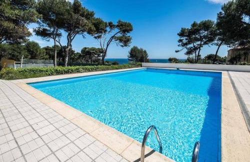 Cascais Villa | Seafront Unit 1: Oceanfront Bliss with a Perfect Rating