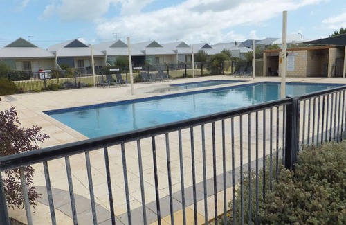Jurien Bay Villa | Oceanfront Escape: Seafront Unit 25 in Jurien Bay