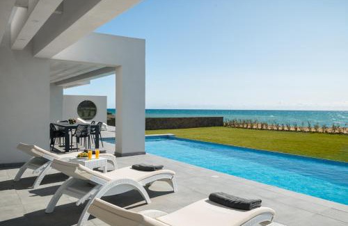 Chalikounas Villa | Beachfront Villa Nafsika with Private Infinity Pool