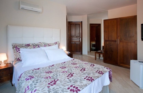 Kas Villa | Seafront Villa with Beach Platforms, Pool and Spa Access