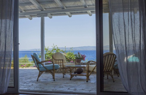 Imathia Region House | Seafront Villa with Breathtaking Views and Private Pool