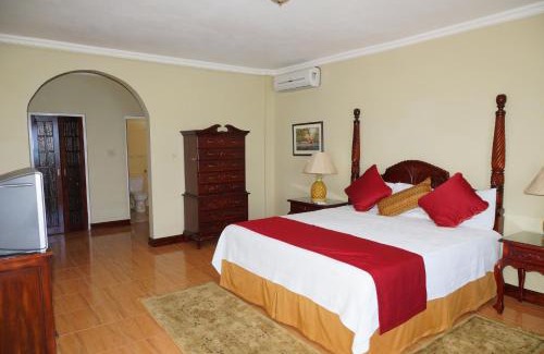 Montego Bay Resort | Relaxing SeaGarden Beach Resort - All Inclusive Getaway