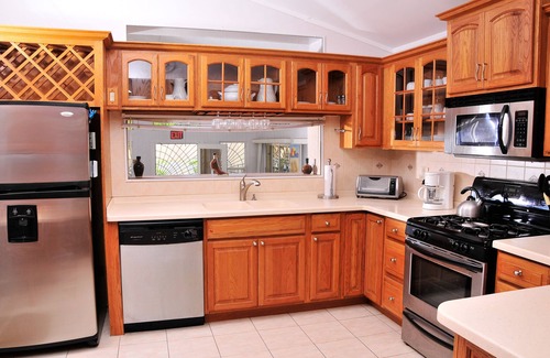 Reeds Bay House | Seagaze Beach House: Family-Friendly Steps from the Ocean