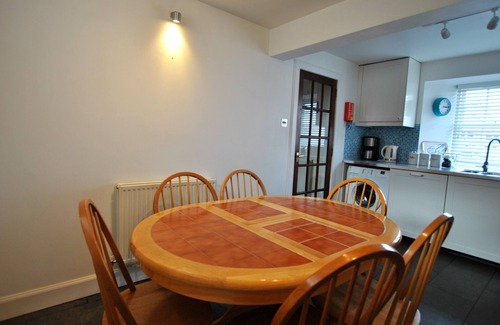 Pittenweem Cottage | Family-Friendly Seaglass Cottage in Beautiful East Neuk