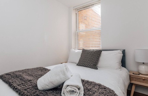 Henley Apartment | Seagrass Henley: Family-Friendly 2 Bed Serviced Apartment