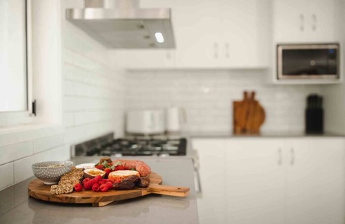 Culburra Beach House | Seagrass: Top-Rated Retreat with Pool & Pet-Friendly Perks