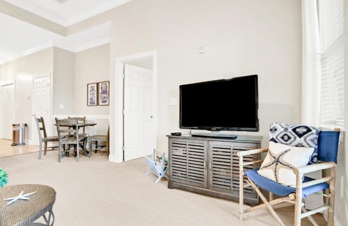 Seagrove Beach Apartment | Seagrove Highlands 1407 - Family-Friendly Getaway Awaits