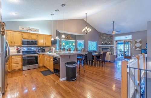 Osage Beach House | Top-Rated House by Margaritaville with Private Dock & Pool
