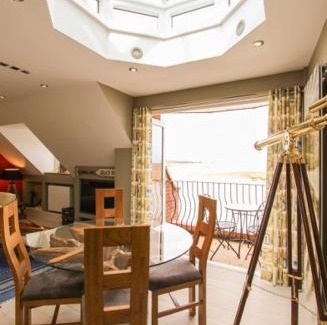 Wells-next-the-Sea Apartment | Relax at Seagull's Sanctuary: 4-Star Family Retreat