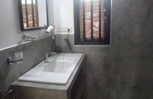 Tangalle House | Relax at Seagulls Beach & Garden Cabanas with Pool Access