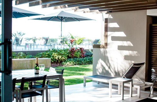 Noosa Heads Resort | Oceanfront Getaway at Seahaven Noosa Beachfront Resort