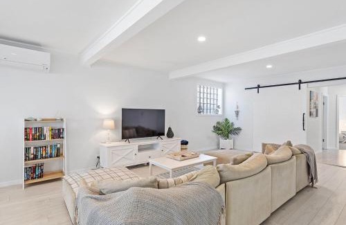 Shoal Bay House | Family-Friendly Seahaven Unit 1 on Shoal Bay Road