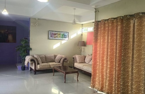 Looc House | Seaheart Guest House Panglao