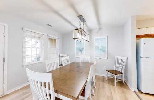 Buxton House | Seahorse #18A-CAC: Guest Rated 9.5 with Pool & Pet Friendly