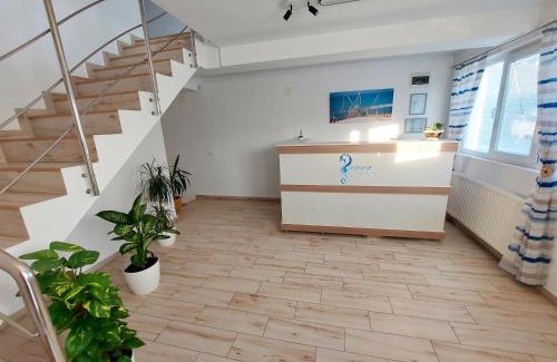 Navodari House | Charming SeaHorse GuestHouse - Guest Rated 9.2/10