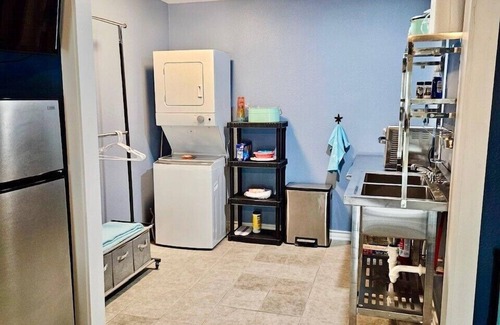 Matagorda Apartment | Serene Master Studio with Ocean View & Fenced Yard