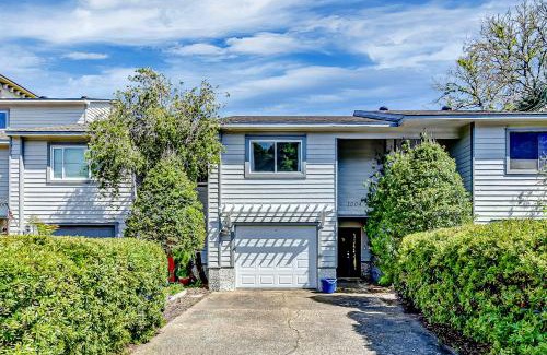 Saint Simons Island House | Unforgettable Views at Seaing is Believing Hotel