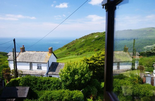 Mortehoe Cottage | Family-Friendly Seal Cottage with Oceanfront Views