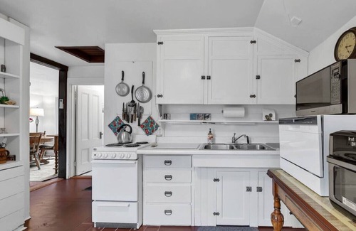 Seal Harbor House | Discover Seal Harbor Cottage: Family-Friendly Getaway!
