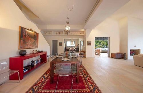 Katakali Villa | Sealicious Crystal Retreat - Your Ideal Ocean View Escape